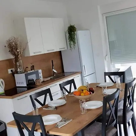 New Family Franka, Sabunike Appartement