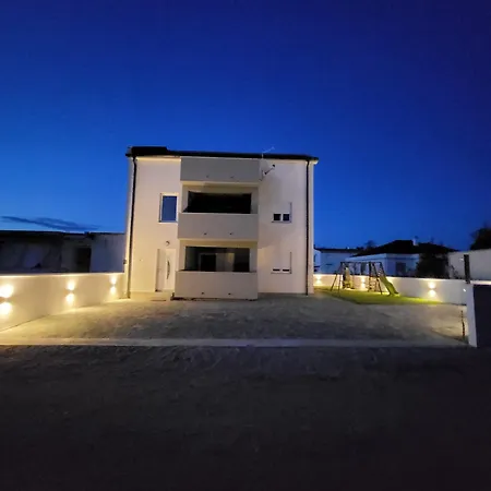 New Family Franka, Sabunike * Privlaka (Zadar)