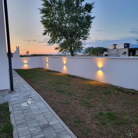 Apartamento New Family Franka, Sabunike Privlaka (Zadar)