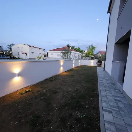 Apartamento New Family Franka, Sabunike Privlaka (Zadar)